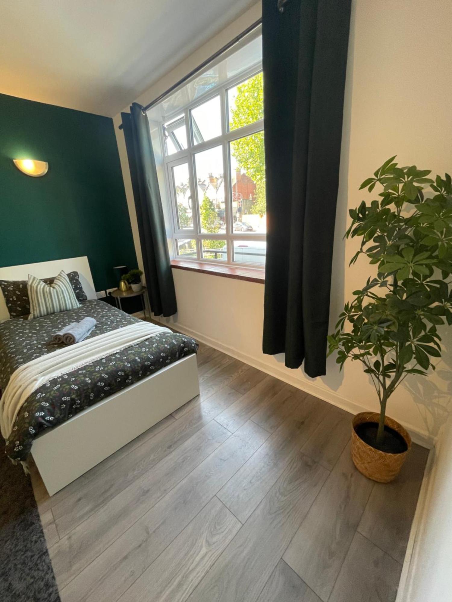 Willesden Green Rooms Londres Exterior foto