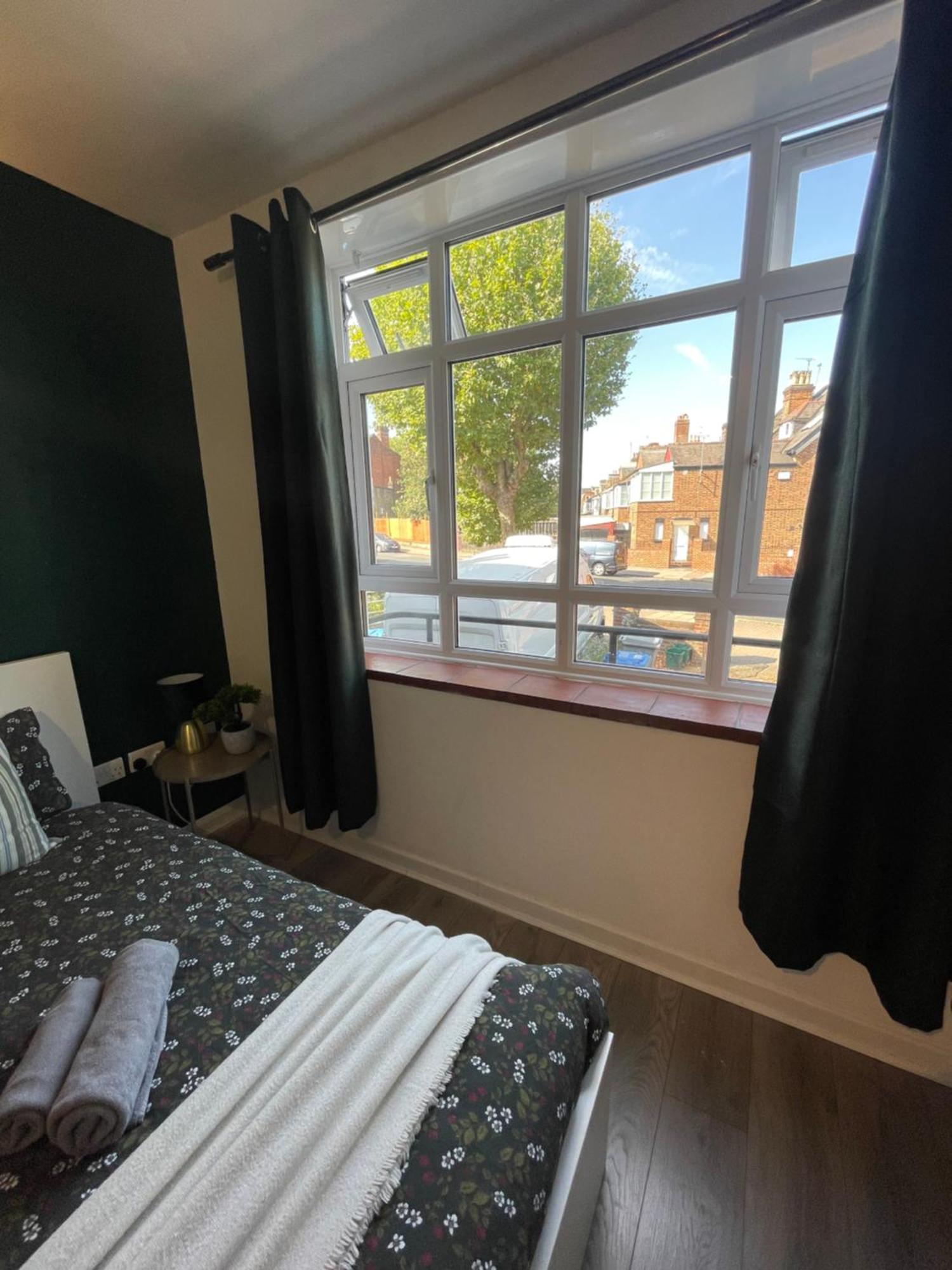 Willesden Green Rooms Londres Exterior foto